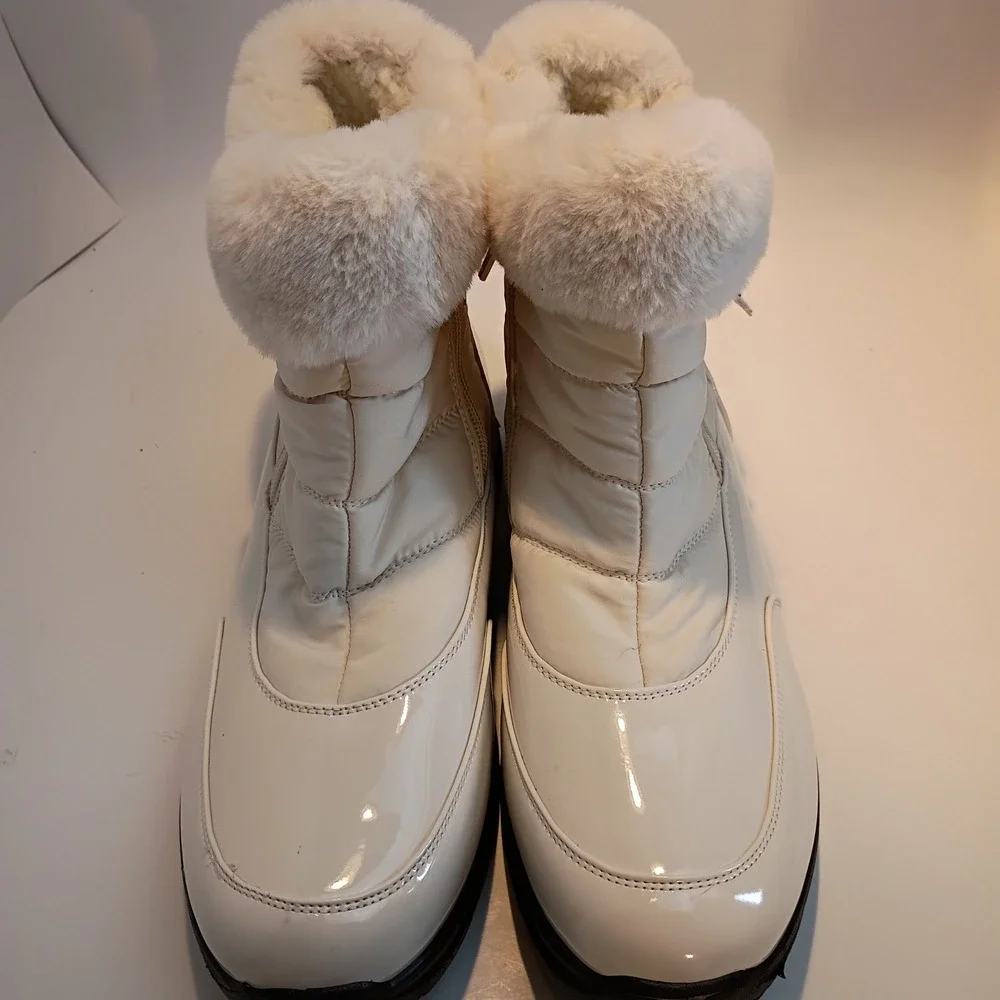 Easy Dry by‎ Easy Street White Waterproof Snow Boots Faux Fur Trim Zipper 11M